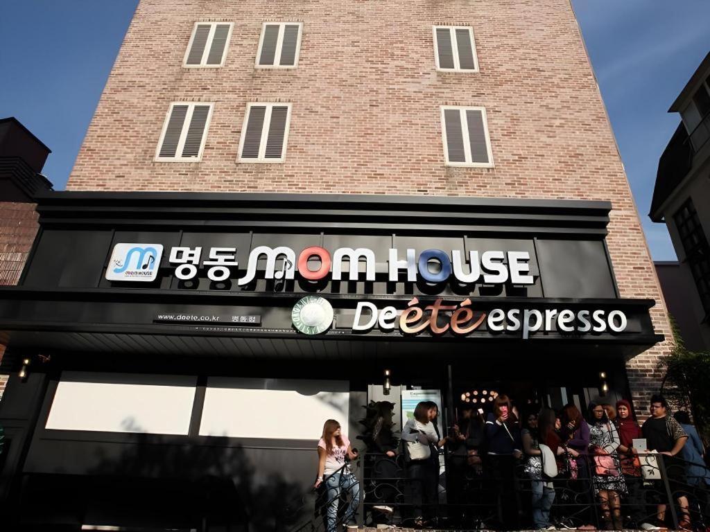 Отель Myeongdong Mom House Сеул Экстерьер фото